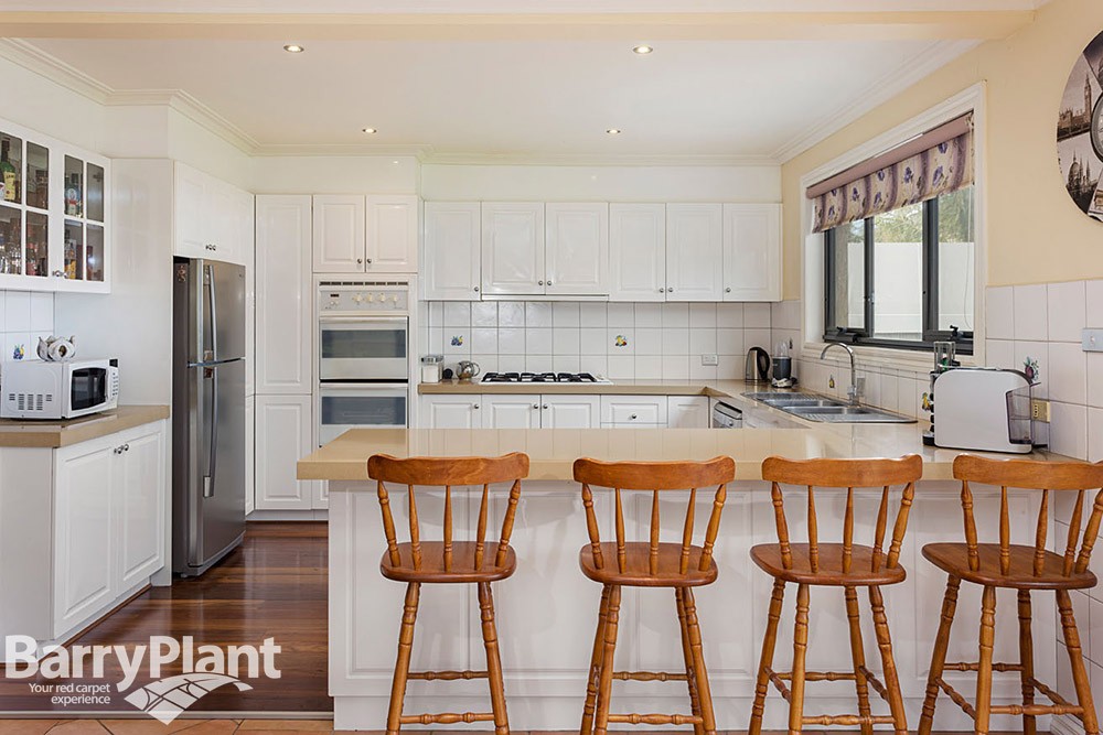 56 Truganina Avenue, Seabrook, VIC 3028 - Thumbnail 2 - 23/05/2019