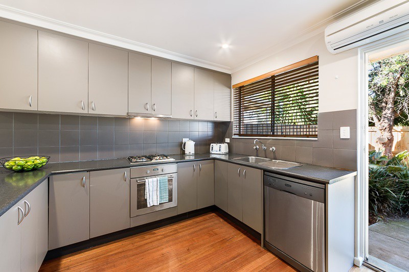 5/115 Surrey RoadBlackburn North, VIC 3130, Blackburn North - Thumbnail 3