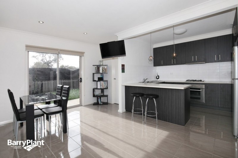 3/335 Grand Boulevard, Craigieburn, VIC 3064 - Thumbnail 2 - 20/05/2019