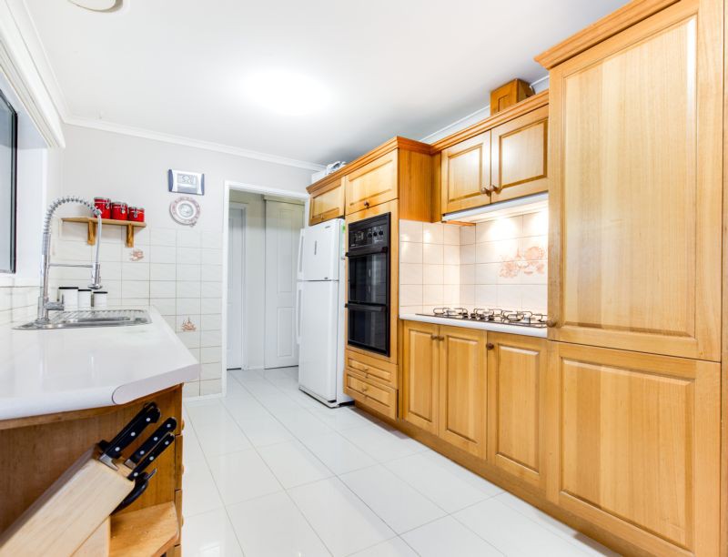 5 Clitheroe Drive, Wyndham Vale, VIC 3024 - Thumbnail 2 - 20/05/2019