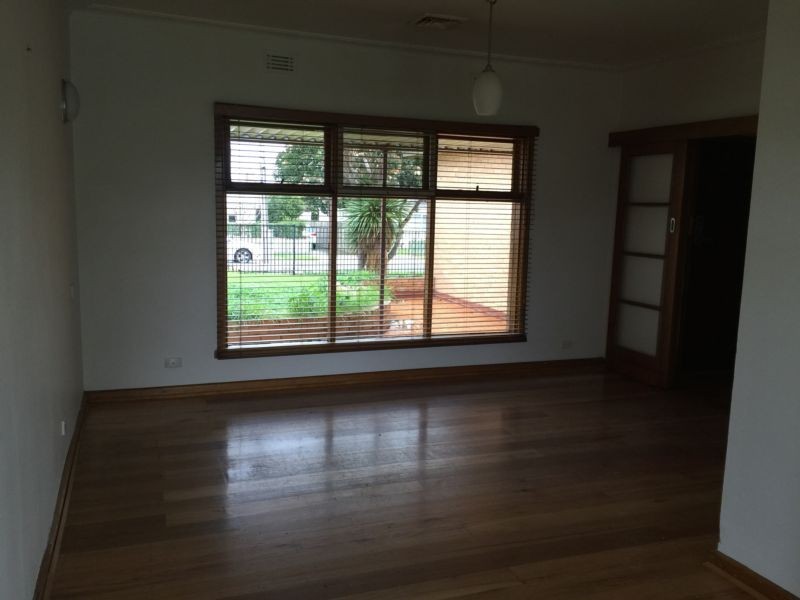 43 High Street, Werribee, VIC 3030 - Thumbnail 2 - 23/05/2019