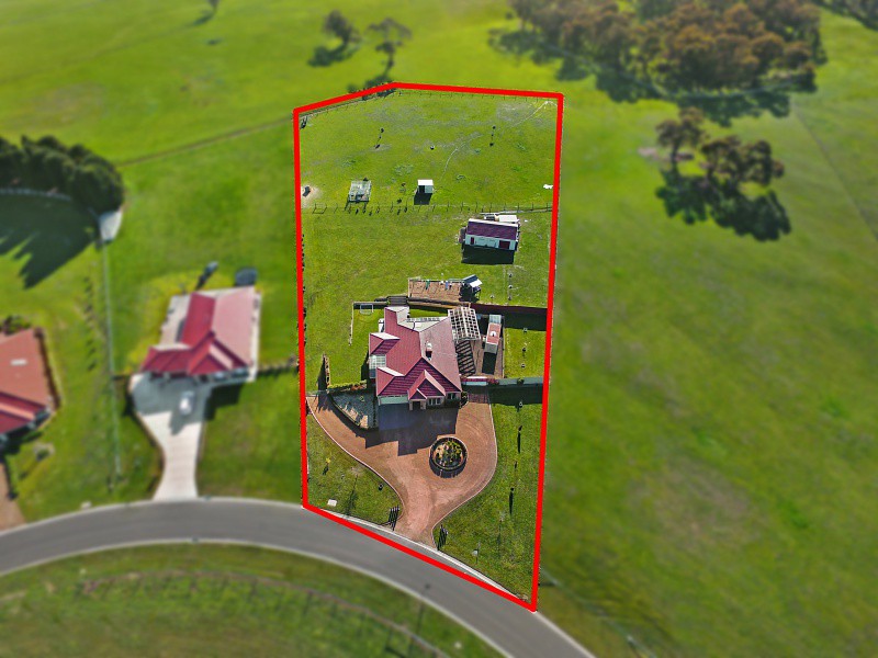 19 Cavallo Crescent, Hidden Valley, VIC 3756 - Thumbnail 1 - 20/05/2019