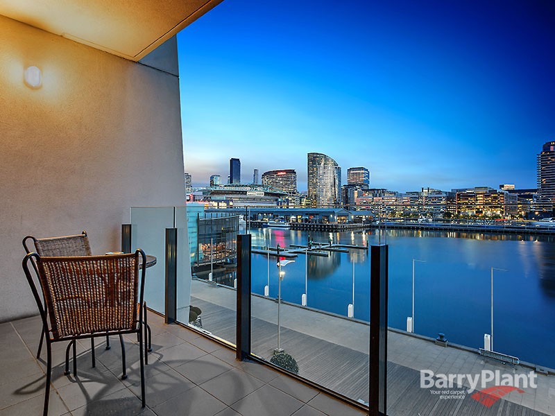 202/29 Rakaia Way, Docklands, VIC 3008 - Thumbnail 2 - 20/05/2019