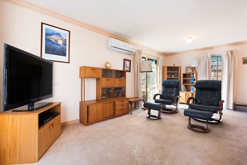 62 Elmhurst RoadBlackburn, VIC 3130, Blackburn - Thumbnail 2