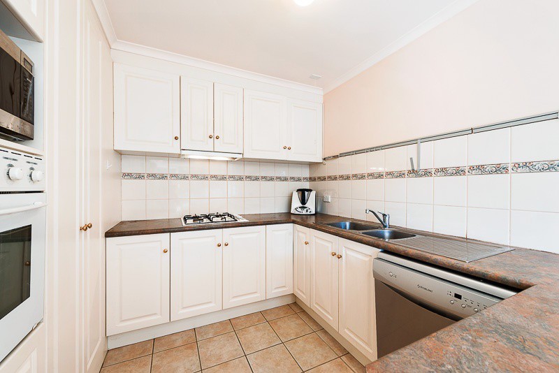 62 Elmhurst RoadBlackburn, VIC 3130, Blackburn - Thumbnail 3