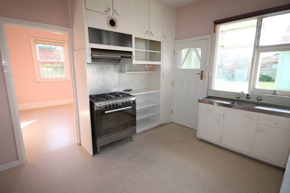 30 Collins Street, Preston, VIC 3072 - Thumbnail 2 - 23/05/2019