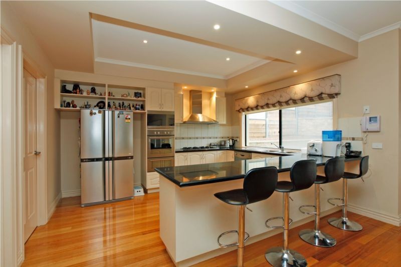 43 Primula Boulevard, Gowanbrae, VIC 3043 - Thumbnail 2 - 23/05/2019