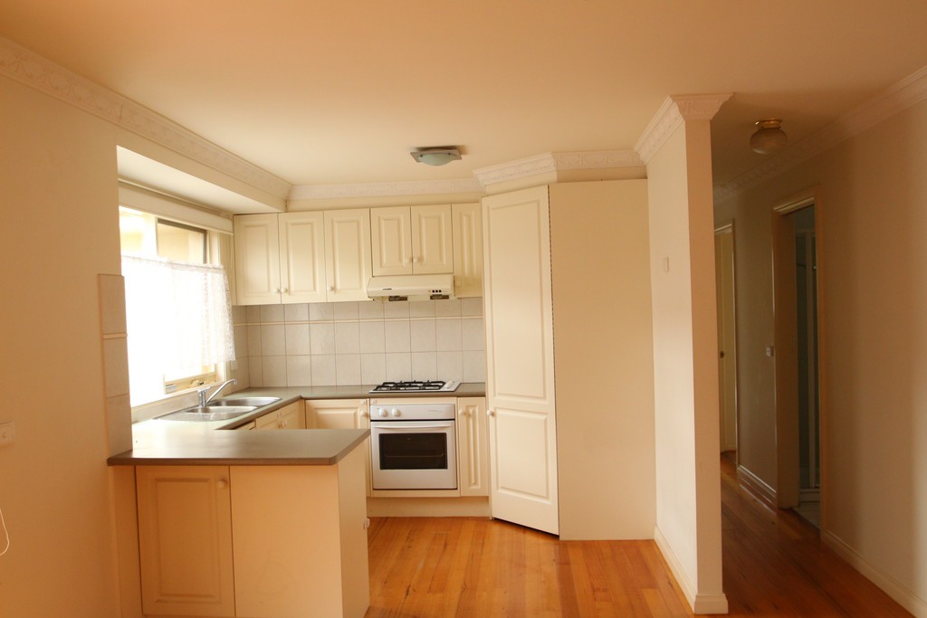 2/16 Bartlett Ave, Croydon, VIC 3136 - Thumbnail 2 - 01/09/2016