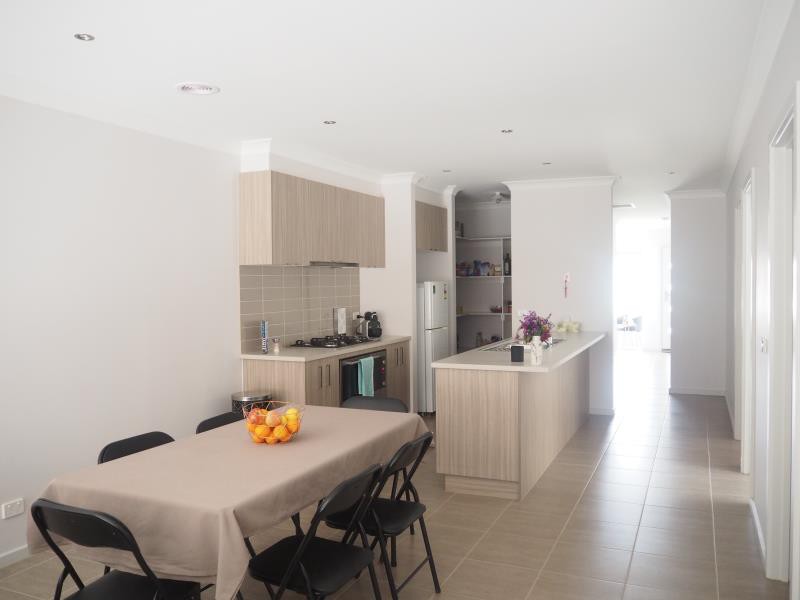 17 Destination Drive, Greenvale, VIC 3059 - Thumbnail 2 - 23/05/2019