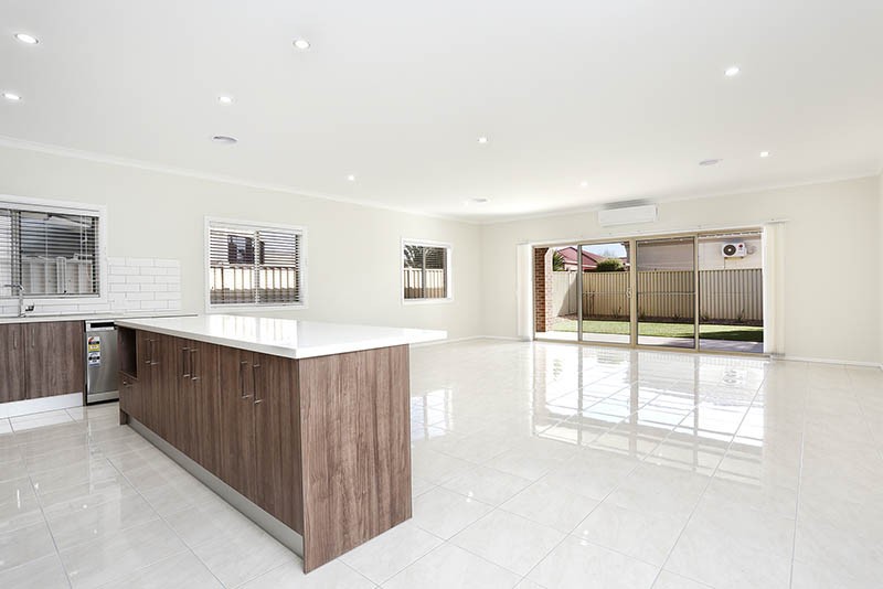 12a La Coruna Gardens, Point Cook, VIC 3030 - Thumbnail 2 - 23/05/2019