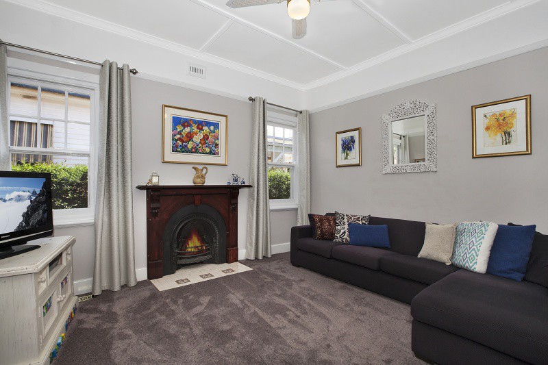 17 Park Street, Seymour, VIC 3660 - Thumbnail 2 - 20/05/2019