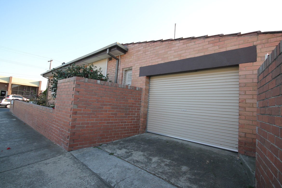 33 Victoria Street, Brunswick East, VIC 3057 - Thumbnail 2 - 23/05/2019