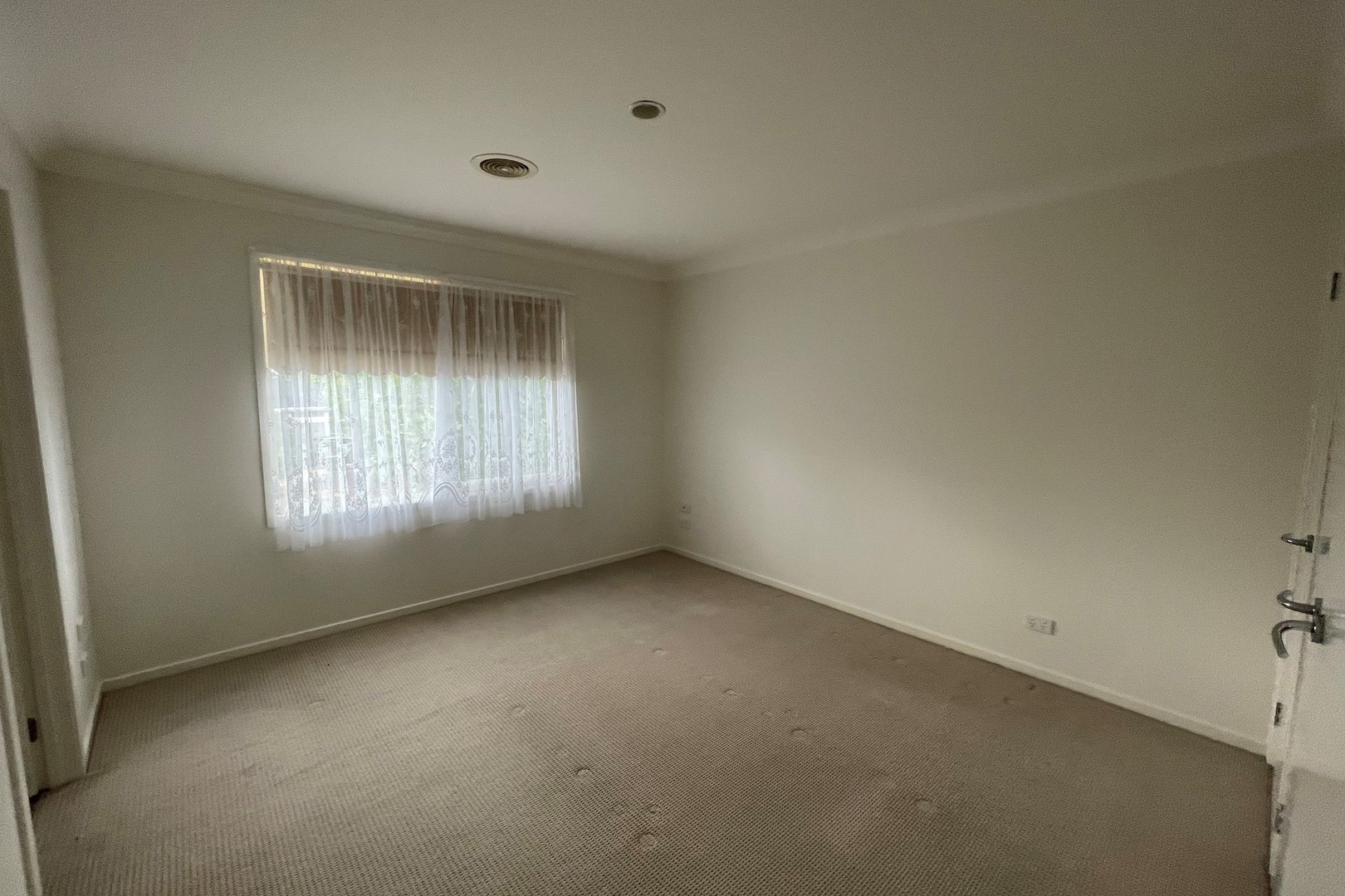 13C Wentworth Drive, Taylors Lakes, VIC 3038 - Thumbnail 1 - 19/09/2016