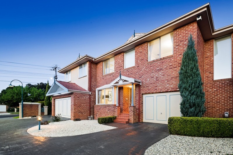 2/10 George Street, Doncaster East, VIC 3109, Doncaster East - Image 1