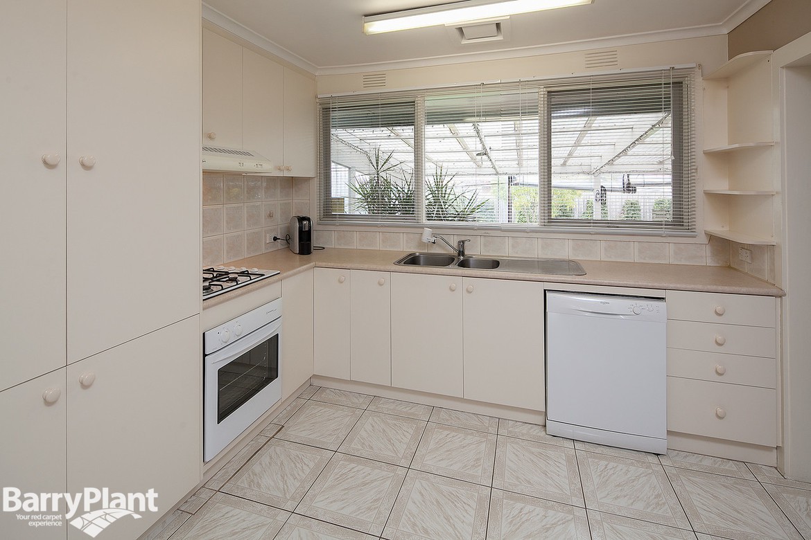 66 Carlton Road, Dandenong North, VIC 3175 - Thumbnail 2 - 20/05/2019