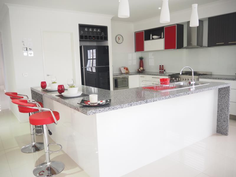 19 Padova Drive, Greenvale, VIC 3059 - Thumbnail 2 - 23/05/2019