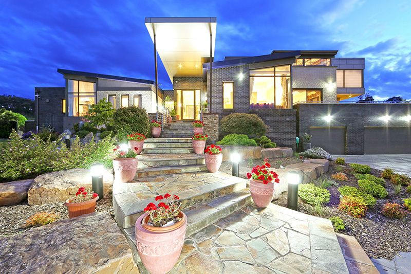 18 Logan Court, Lysterfield, VIC 3156 - Thumbnail 2 - 20/05/2019