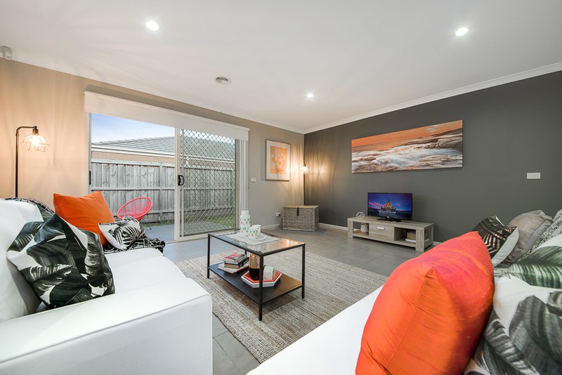 10 Celestine Drive, Officer, VIC 3809 - Thumbnail 2 - 20/05/2019