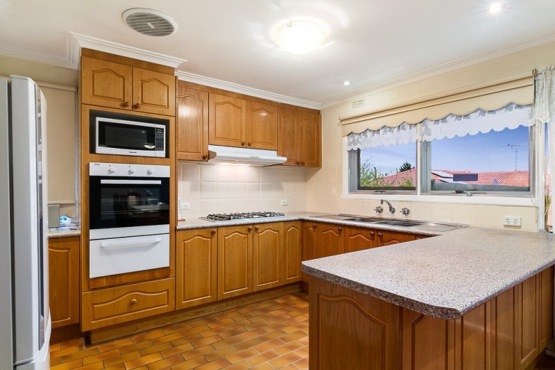 15 Pleasant Road, Bulleen, VIC 3105, Bulleen - Thumbnail 3