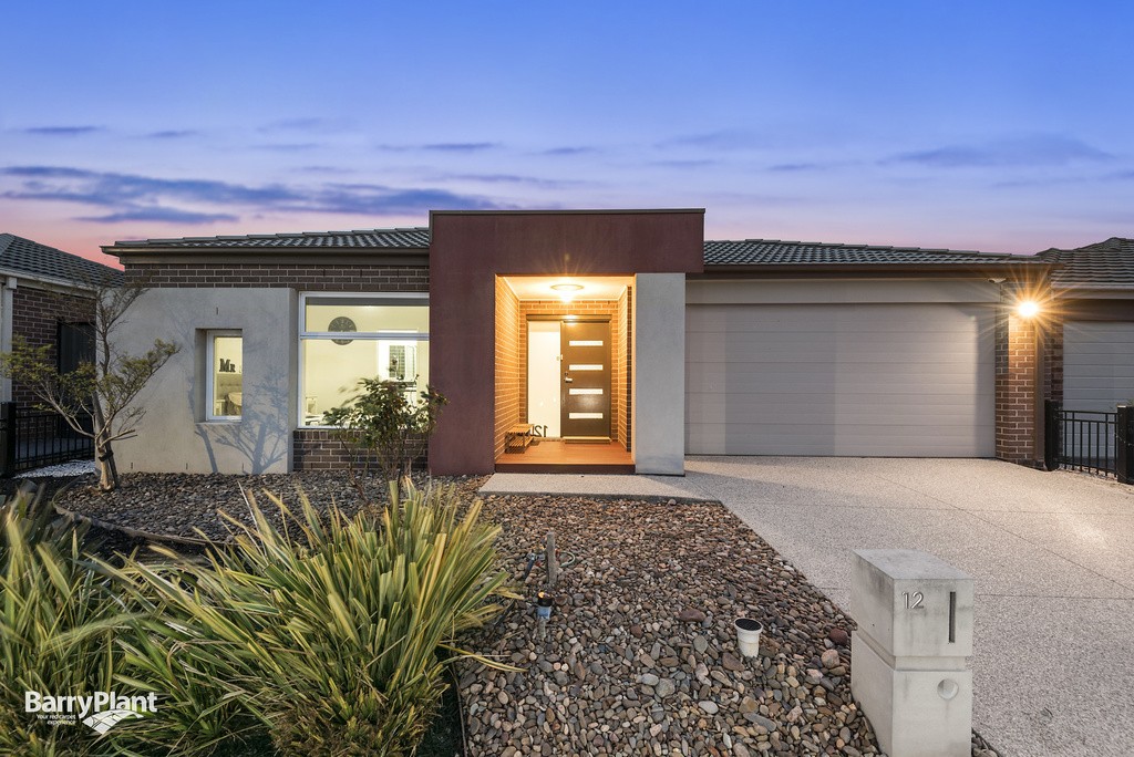 12 Nossal Drive, Point Cook, VIC 3030 - Thumbnail 1 - 20/05/2019