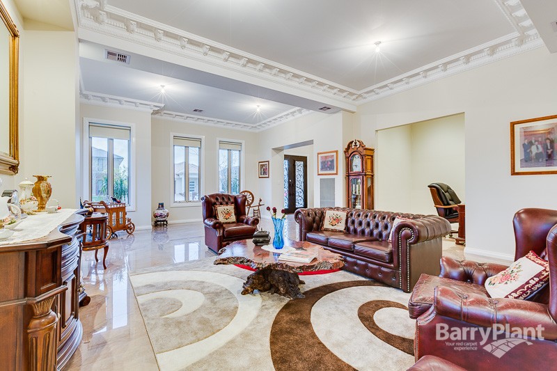 6 The Grange, Caroline Springs, VIC 3023 - Thumbnail 1 - 20/05/2019