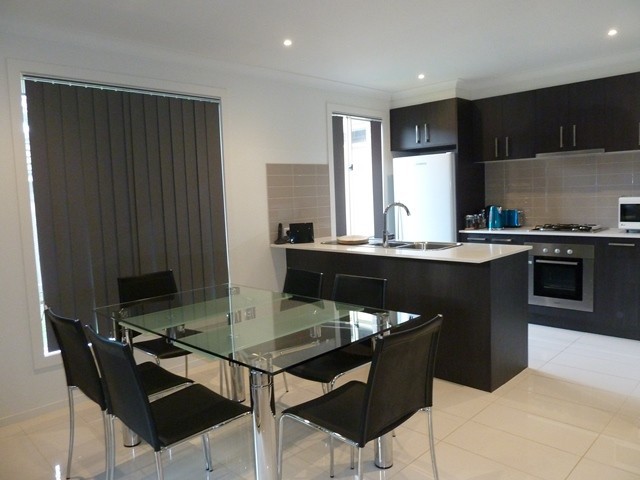 2/3 Kalymna Grove, Chadstone, VIC 3148 - Thumbnail 1 - 23/05/2019