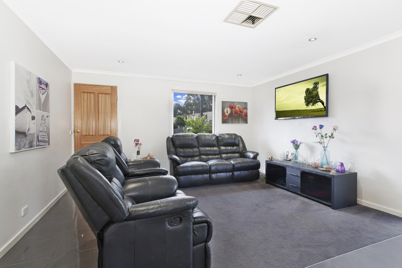 20 Andrew Avenue, Waterford Park, VIC 3658 - Thumbnail 2 - 19/05/2019