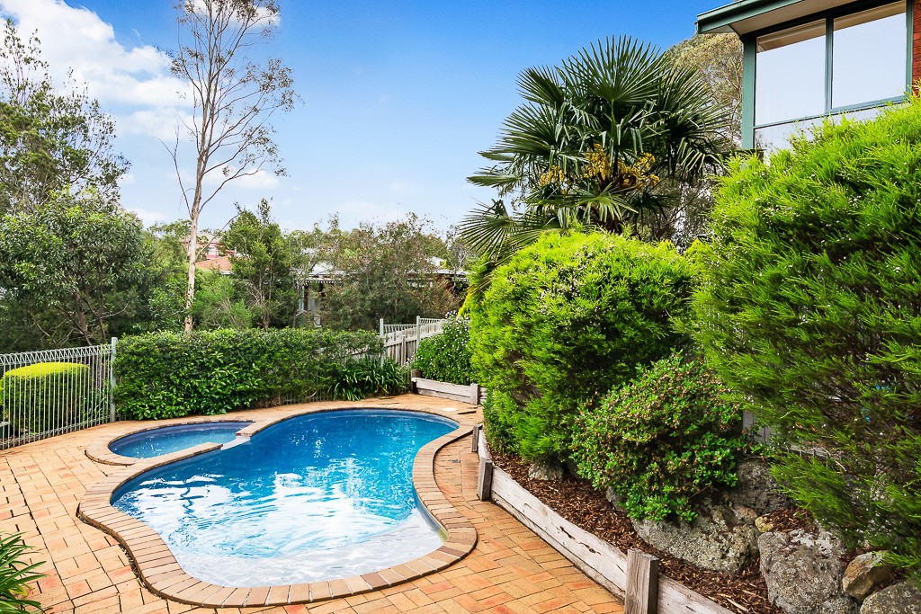 30 Larnoo Drive, Doncaster East, VIC 3109, Doncaster East - Thumbnail 2