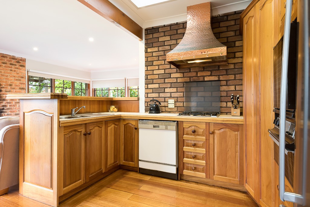 9 Gilmore RoadDoncaster, VIC 3108, Doncaster - Thumbnail 3
