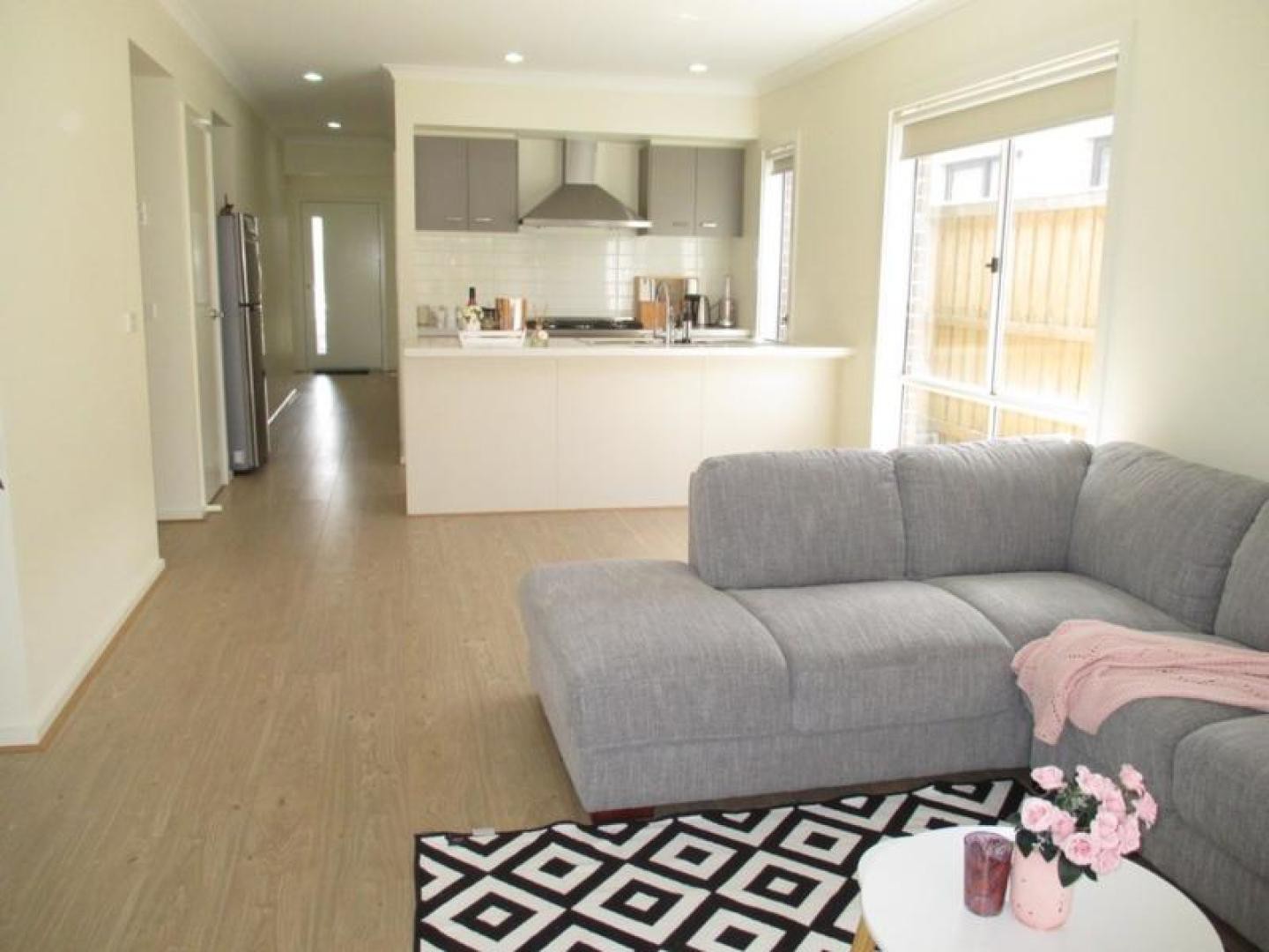 15 Blacksmith Way, Clyde North, VIC 3978 - Thumbnail 2 - 23/05/2019