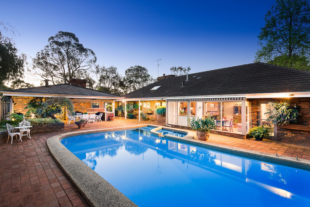 11 Bamfield CloseTemplestowe, VIC 3106, Templestowe - Thumbnail 2