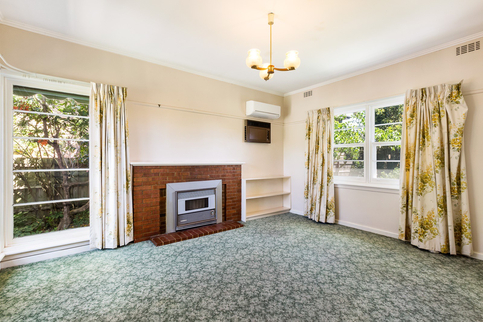 77 Esdale StreetNunawading, VIC 3131, Nunawading - Thumbnail 2