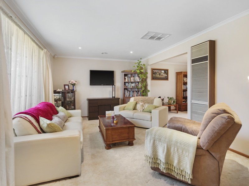 47 Aitken Avenue, Hoppers Crossing, VIC 3029 - Thumbnail 2 - 19/05/2019