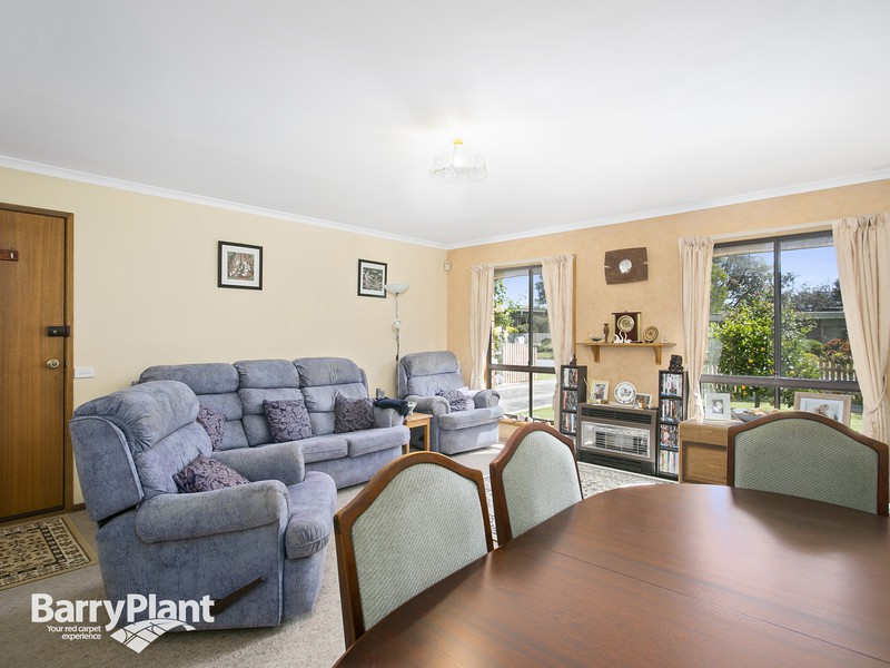 105 Fourth Avenue, Rosebud, VIC 3939 - Thumbnail 2 - 19/05/2019
