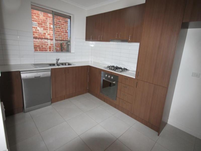 2/15 Park Avenue, Preston, VIC 3072 - Thumbnail 2 - 23/05/2019