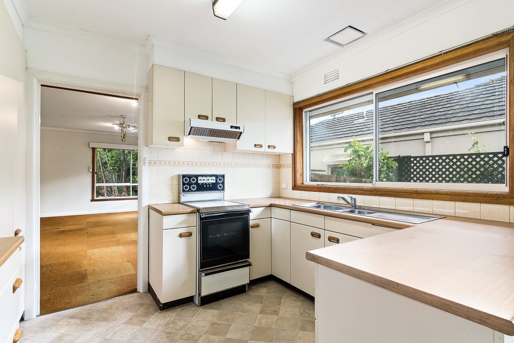 2 Nirvana Crescent, Bulleen, VIC 3105, Bulleen - Thumbnail 2