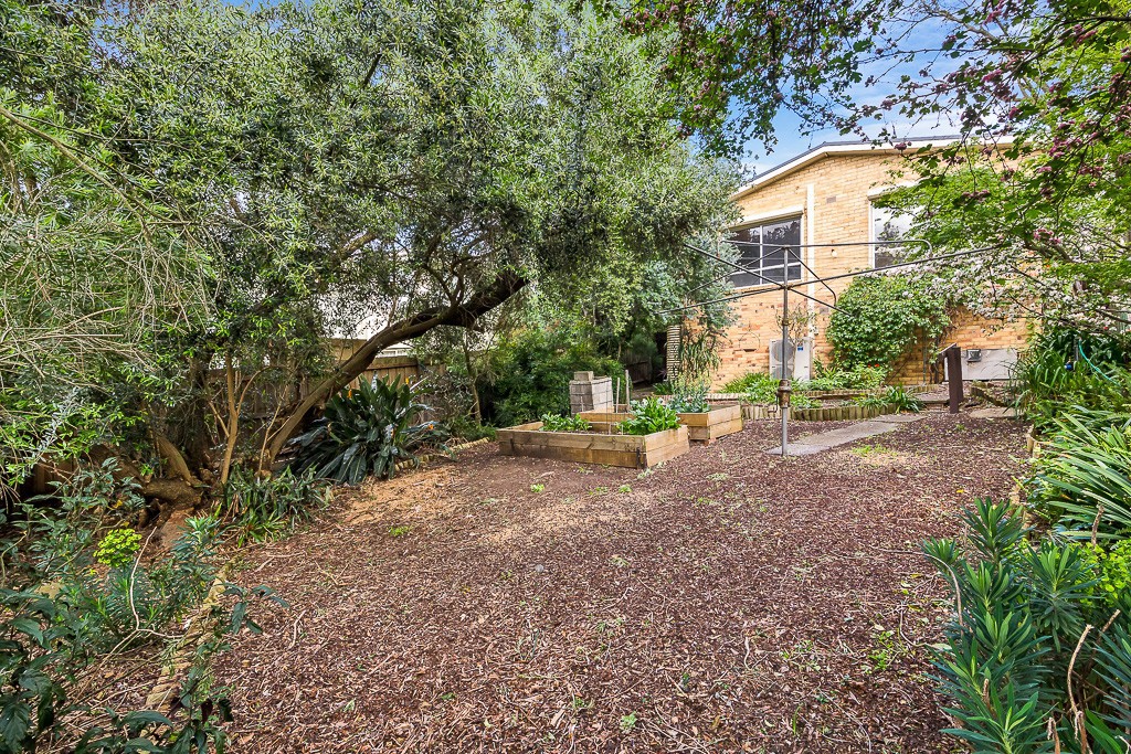 2 Nirvana Crescent, Bulleen, VIC 3105, Bulleen - Thumbnail 4