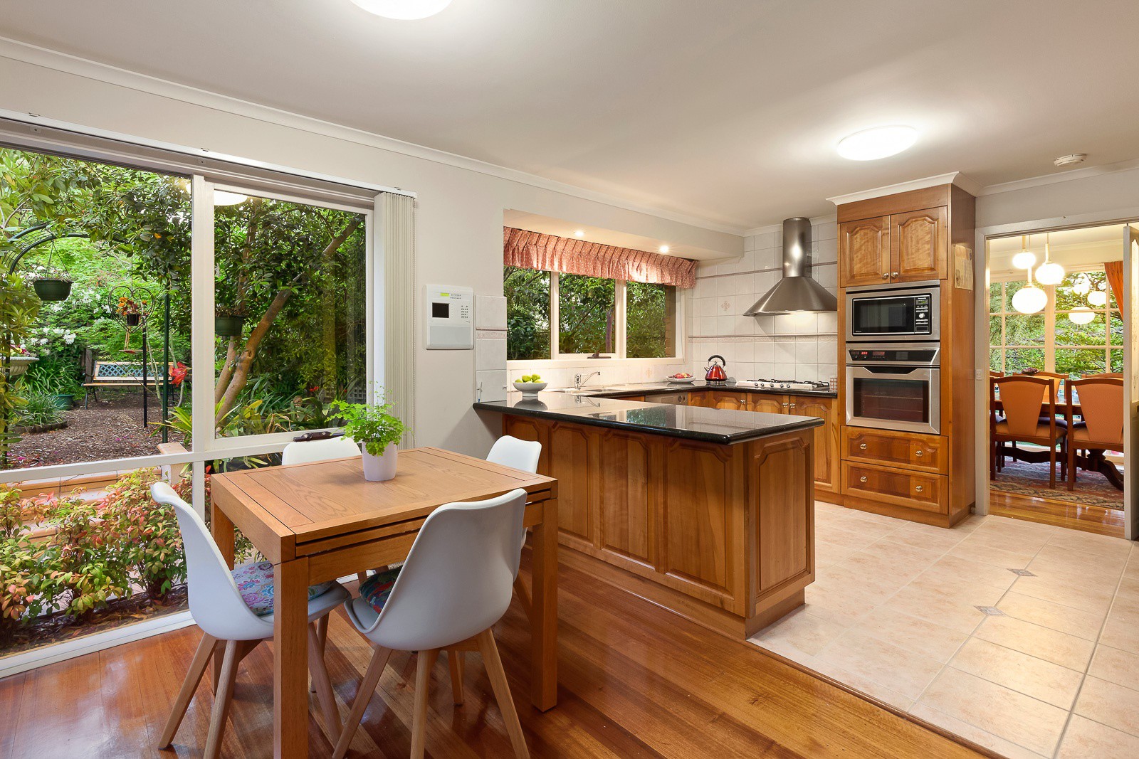 5 Moore Road, Vermont, VIC 3133, Vermont - Thumbnail 5