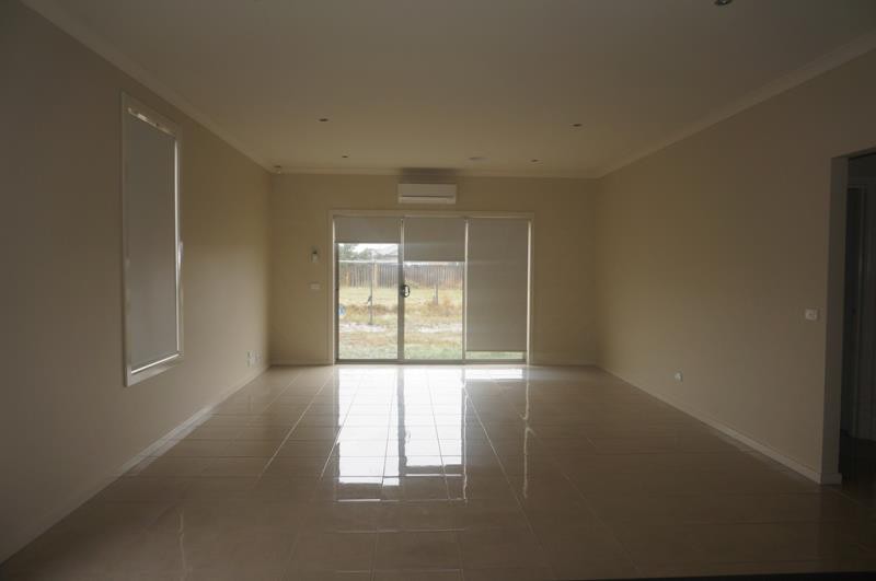 15 Darryn Court, Sunbury, VIC 3429 - Thumbnail 2 - 23/05/2019