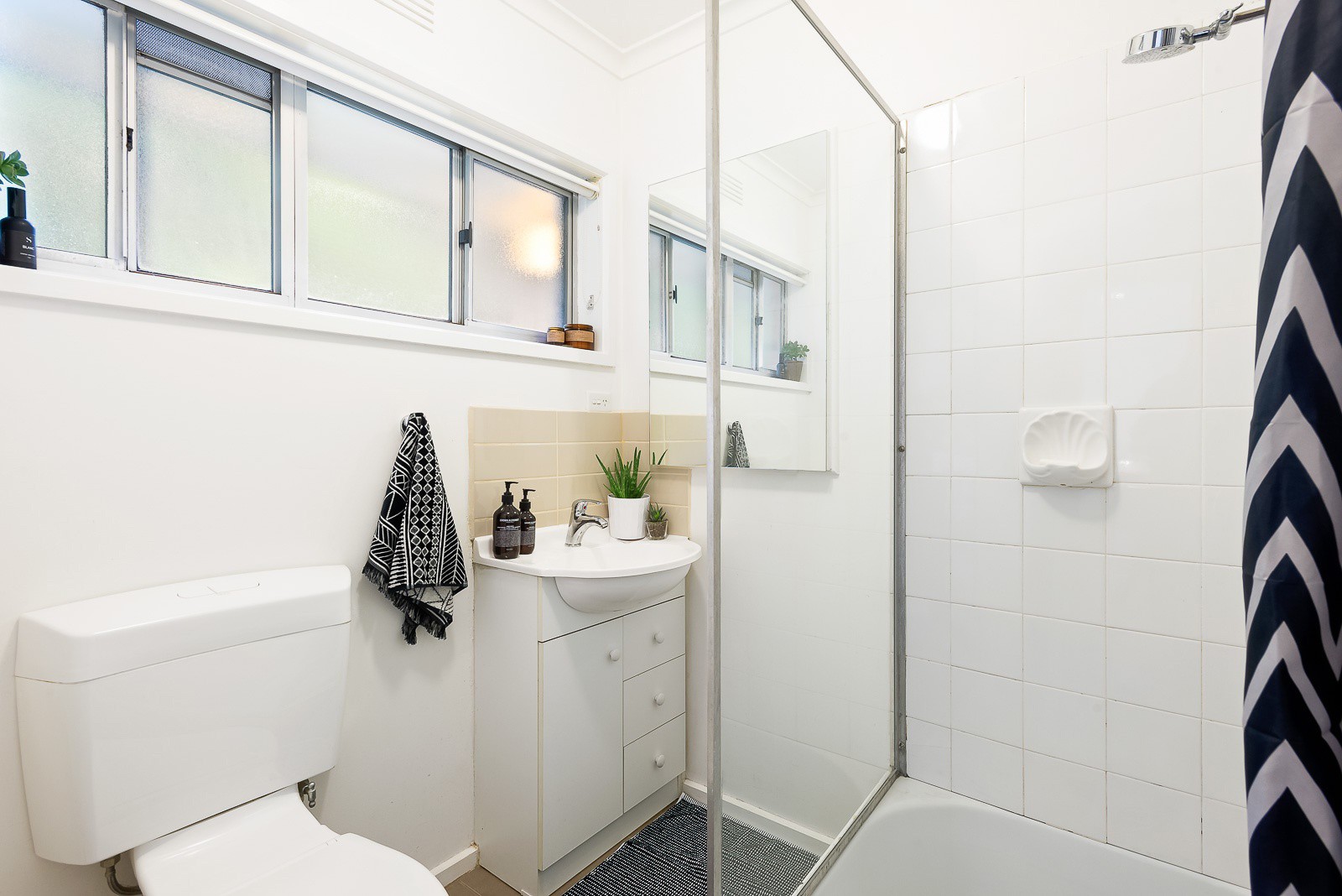 2/96 Blackburn RoadBlackburn, VIC 3130, Blackburn - Thumbnail 4