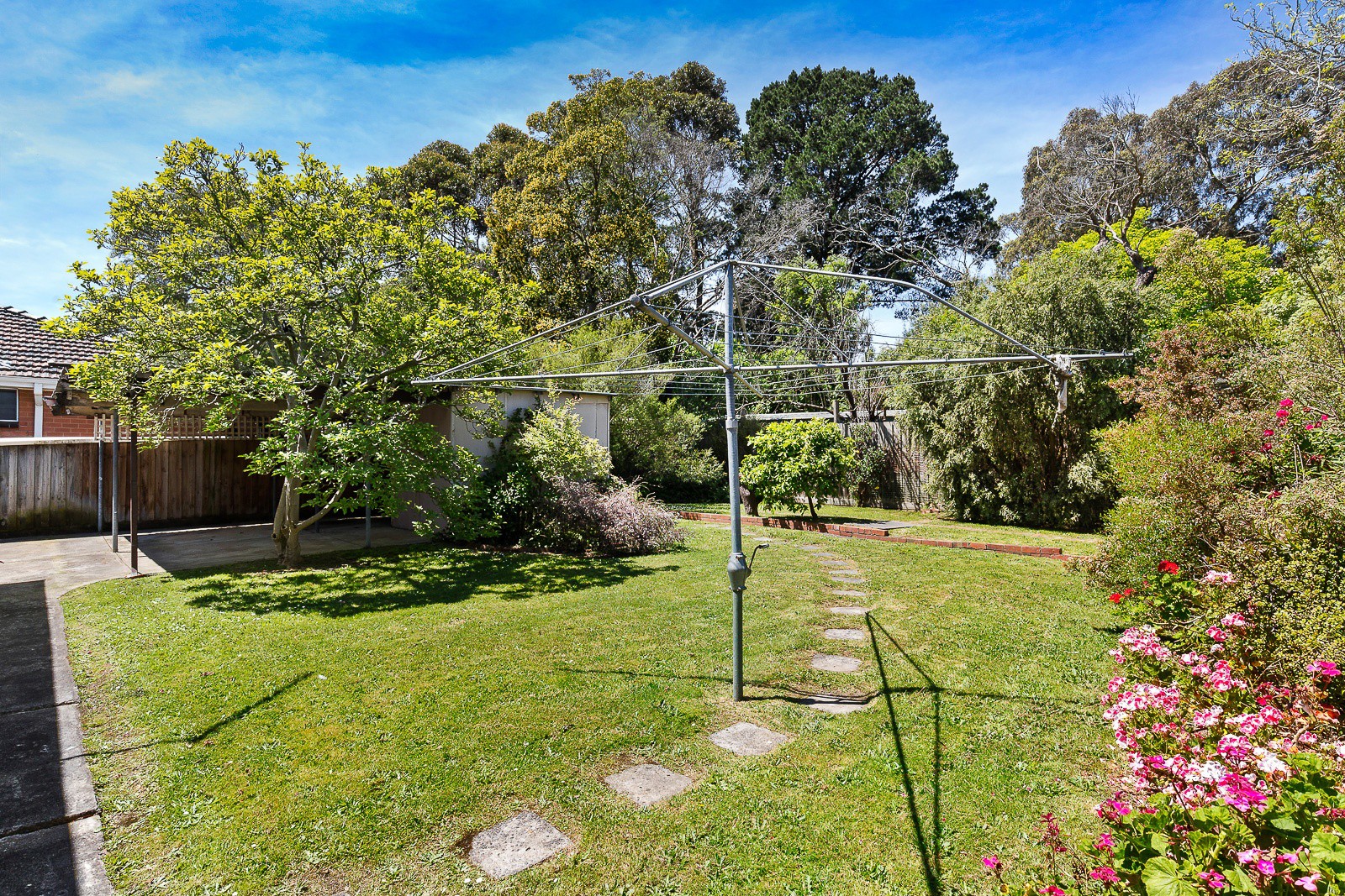 37 Samuel RoadBlackburn South, VIC 3130, Blackburn South - Thumbnail 6