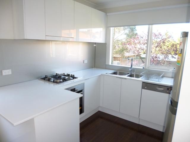 4/7 Flower Street, Essendon, VIC 3040 - Thumbnail 1 - 23/05/2019