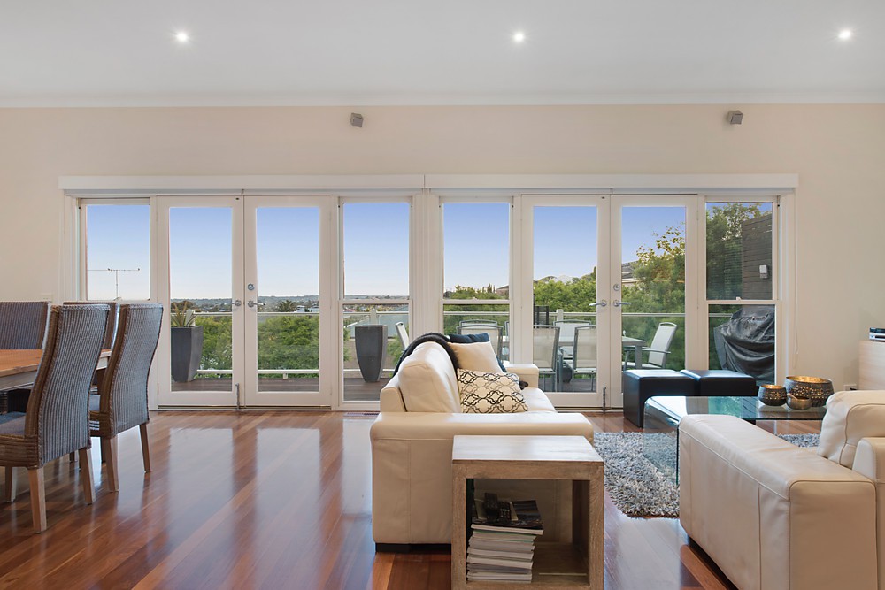 9 Leigh Road, Highton, VIC 3216 - Thumbnail 2 - 19/05/2019