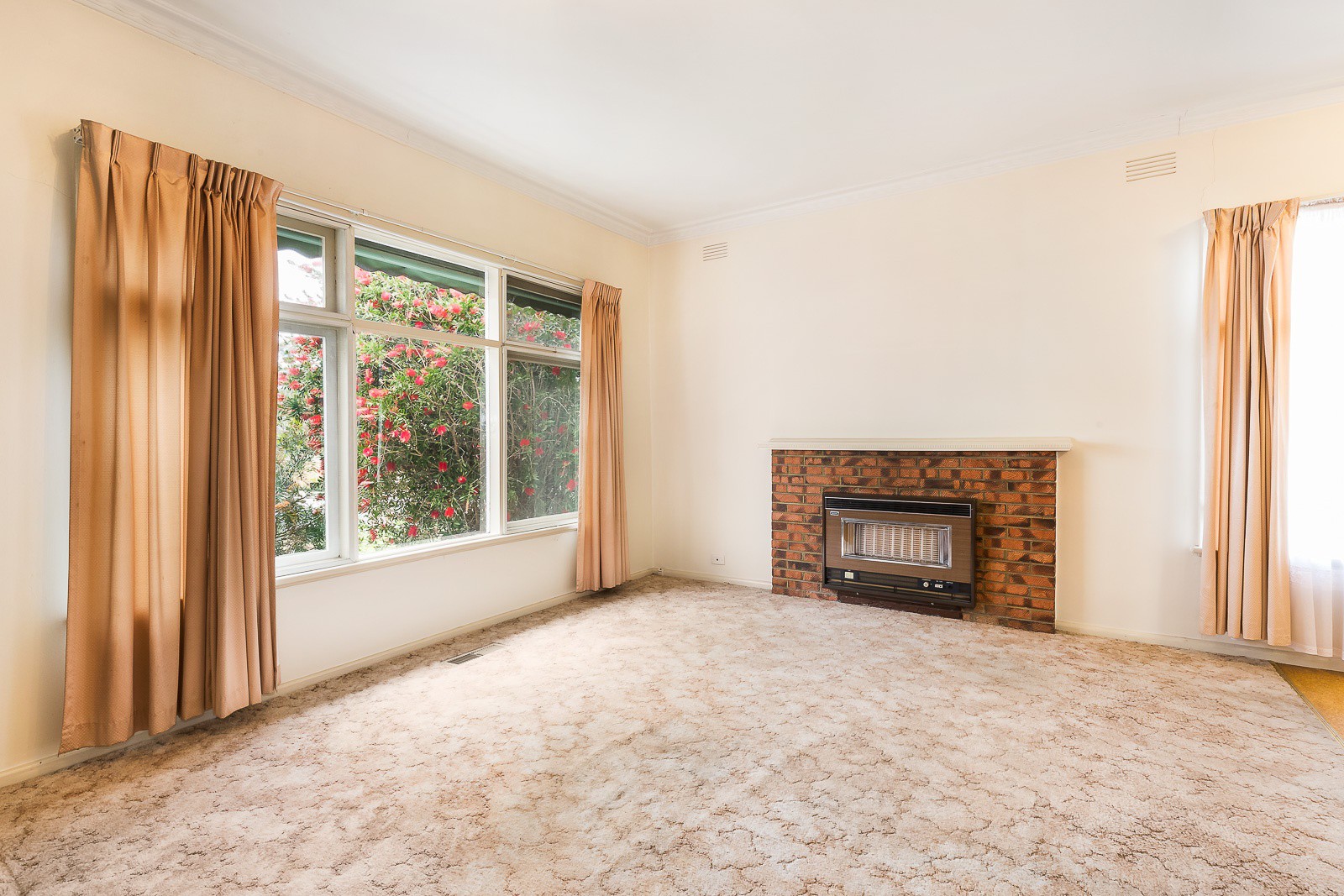 2 Brae GroveNunawading, VIC 3131, Nunawading - Thumbnail 2