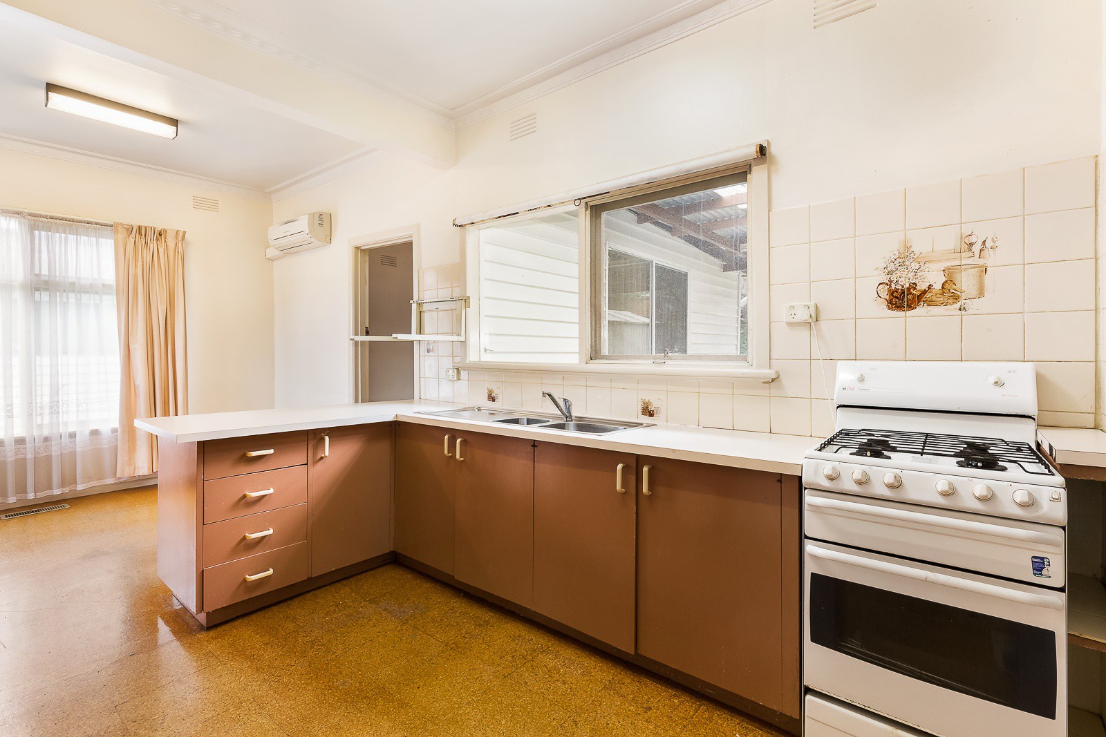 2 Brae GroveNunawading, VIC 3131, Nunawading - Thumbnail 4