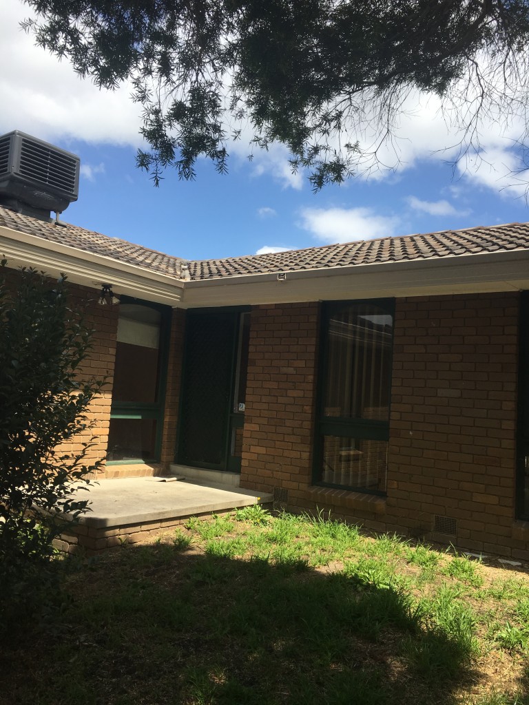 10 Lowan Avenue, Yallambie, VIC 3085 - Thumbnail 1 - 23/05/2019