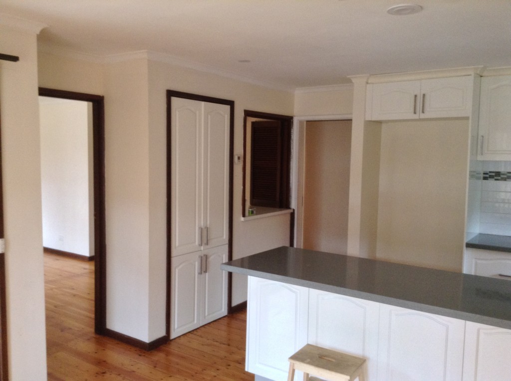 10 Lowan Avenue, Yallambie, VIC 3085 - Thumbnail 2 - 23/05/2019