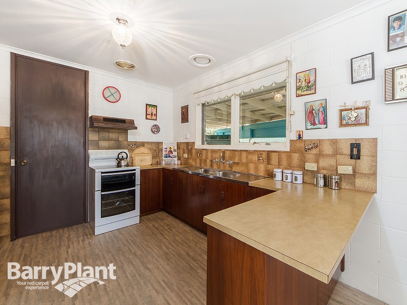 904 Ballarat Road, Deer Park, VIC 3023 - Thumbnail 1 - 19/05/2019
