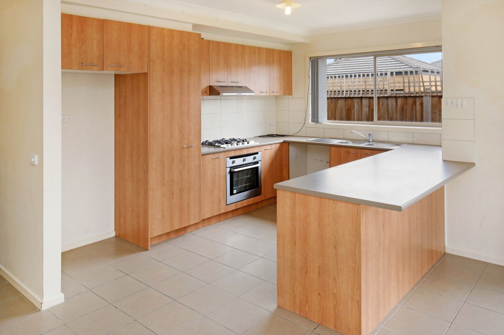 44 Rockfield Street, Epping, VIC 3076 - Thumbnail 2 - 19/05/2019