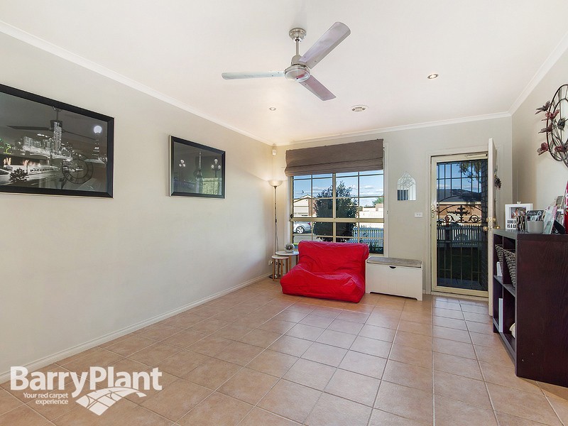 3 Davitt Drive, Deer Park, VIC 3023 - Thumbnail 1 - 23/05/2019